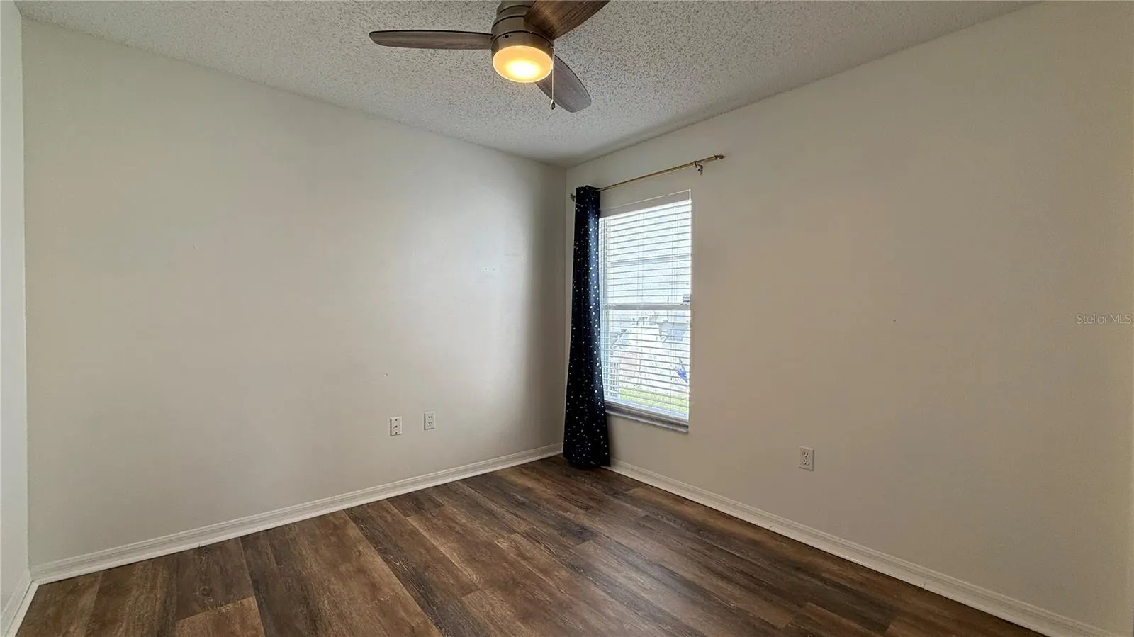 116 FOREST VIEW CT