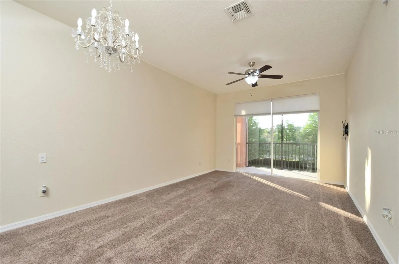 1357 VENEZIA CT #202, #202