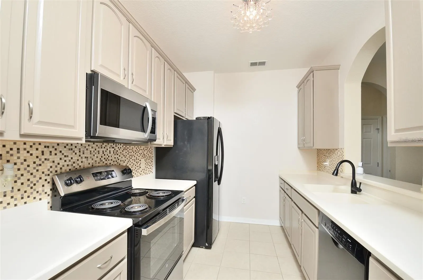 1357 VENEZIA CT #202, #202