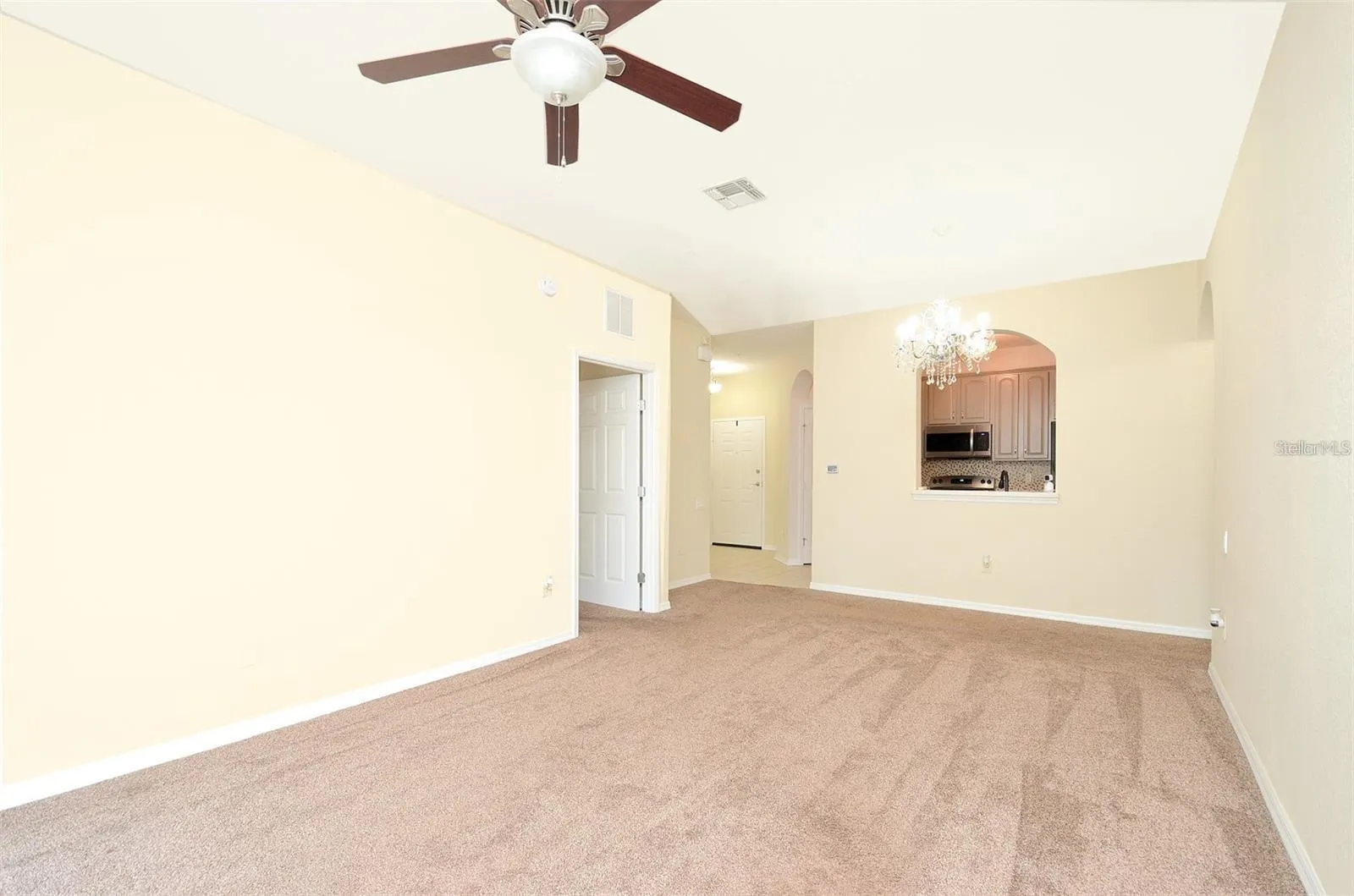 1357 VENEZIA CT #202, #202