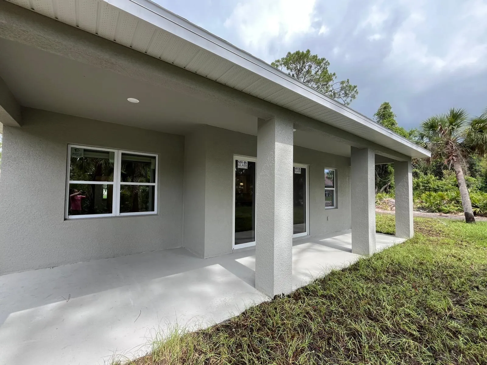2279 MARGARET LN