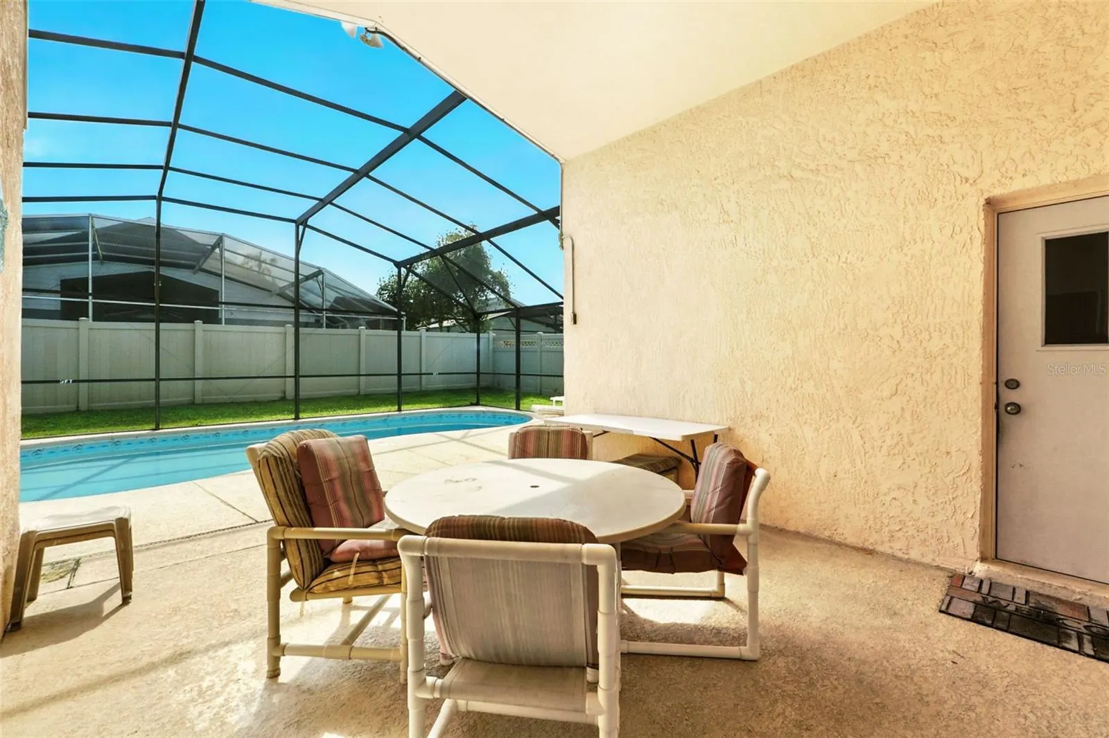 131 S ROMA WAY