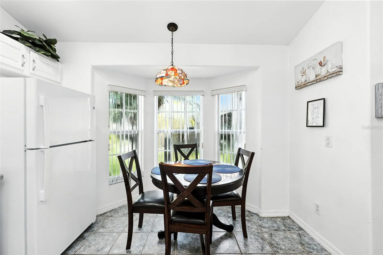 131 S ROMA WAY