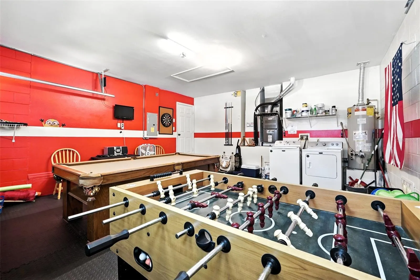131 S ROMA WAY