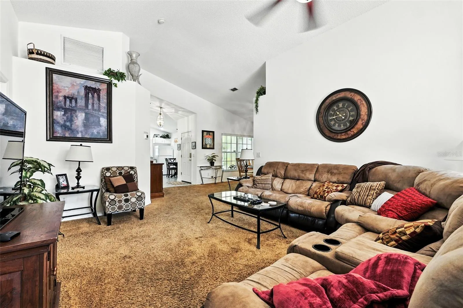 131 S ROMA WAY