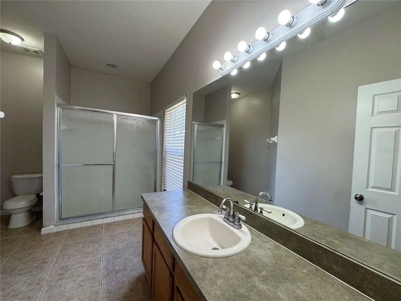 356 CELLO ST