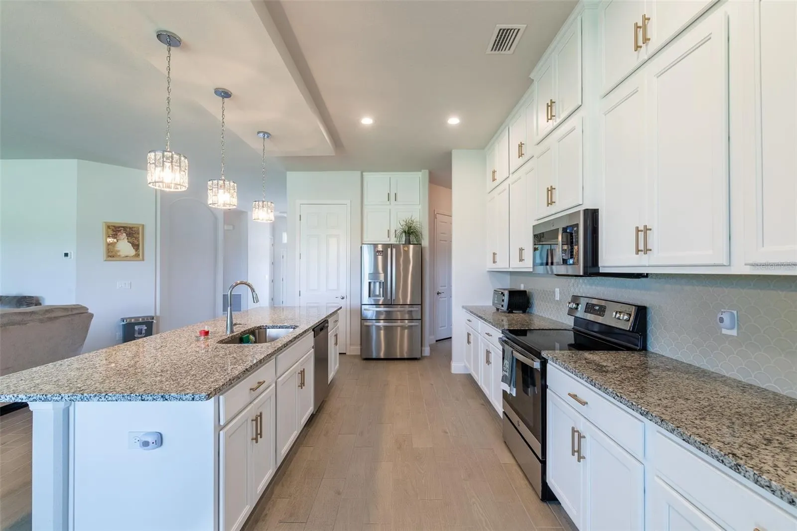 954 MEGANO BLVD