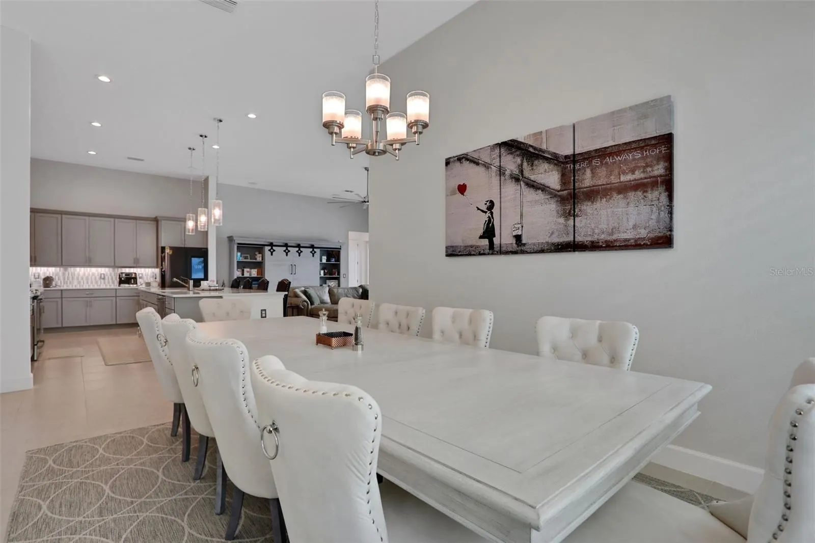 402 AQUAMARINE WAY
