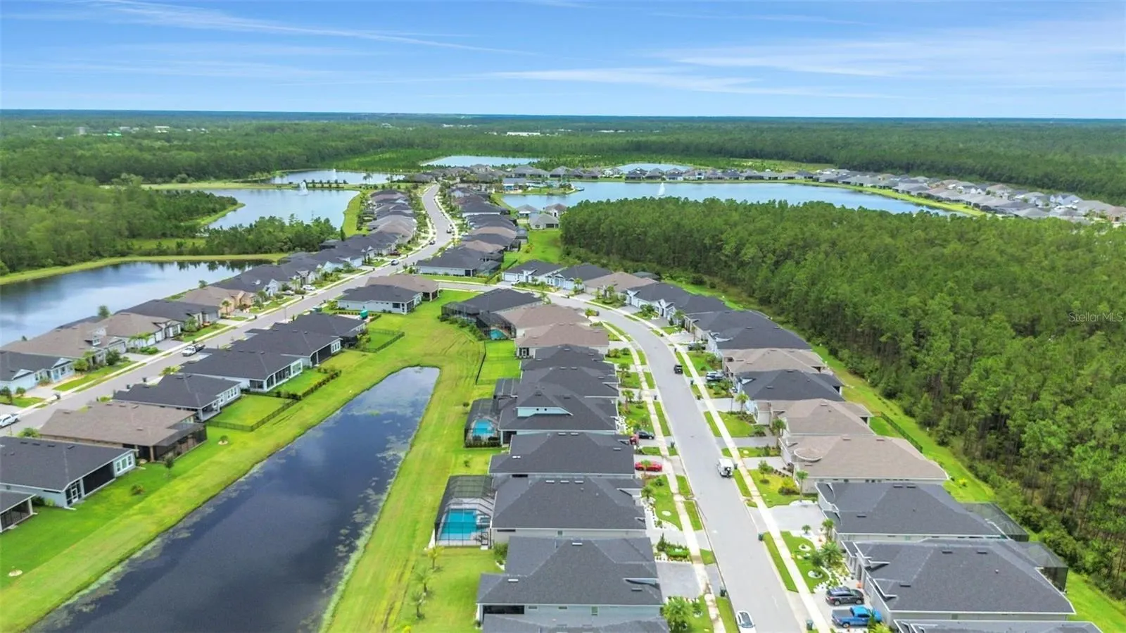 402 AQUAMARINE WAY