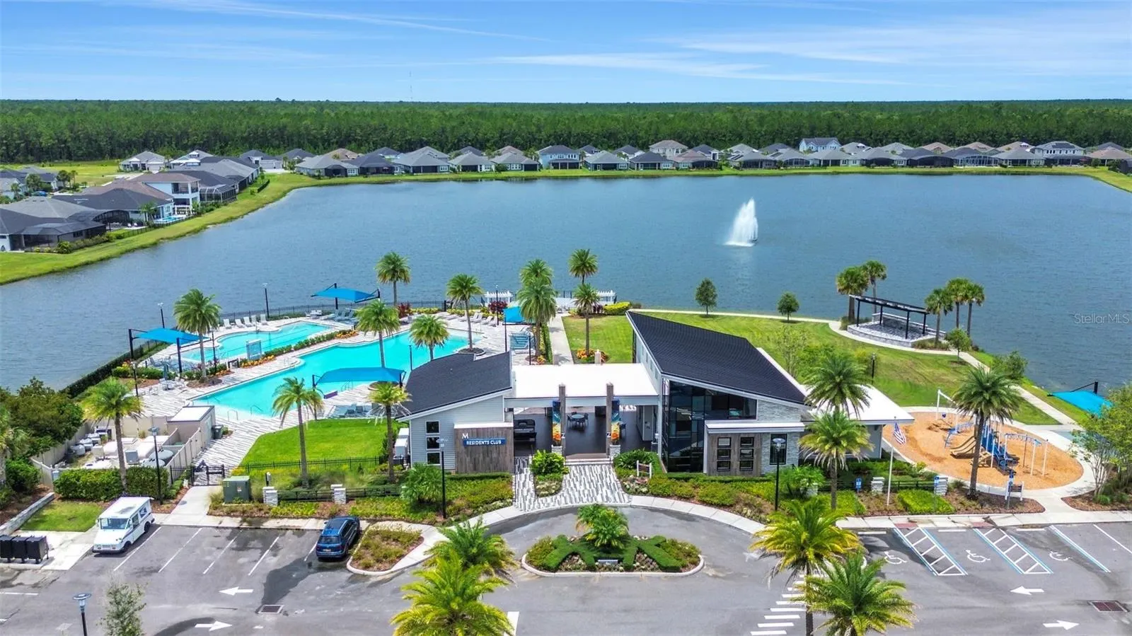 402 AQUAMARINE WAY