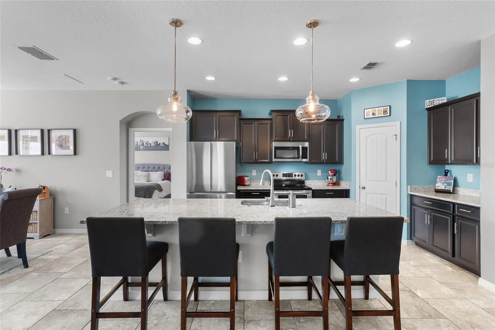 1621 HAWKSBILL LN