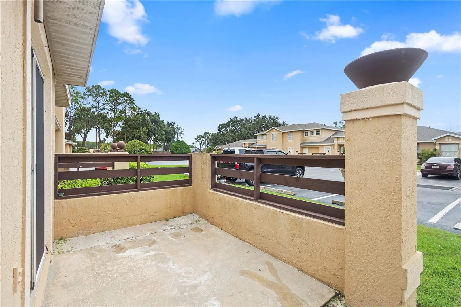 3125 SANDY SHORE LN