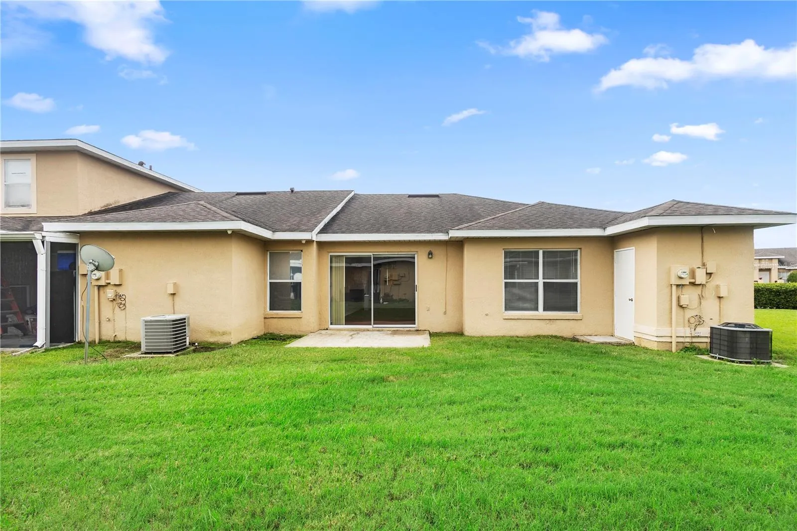 3125 SANDY SHORE LN
