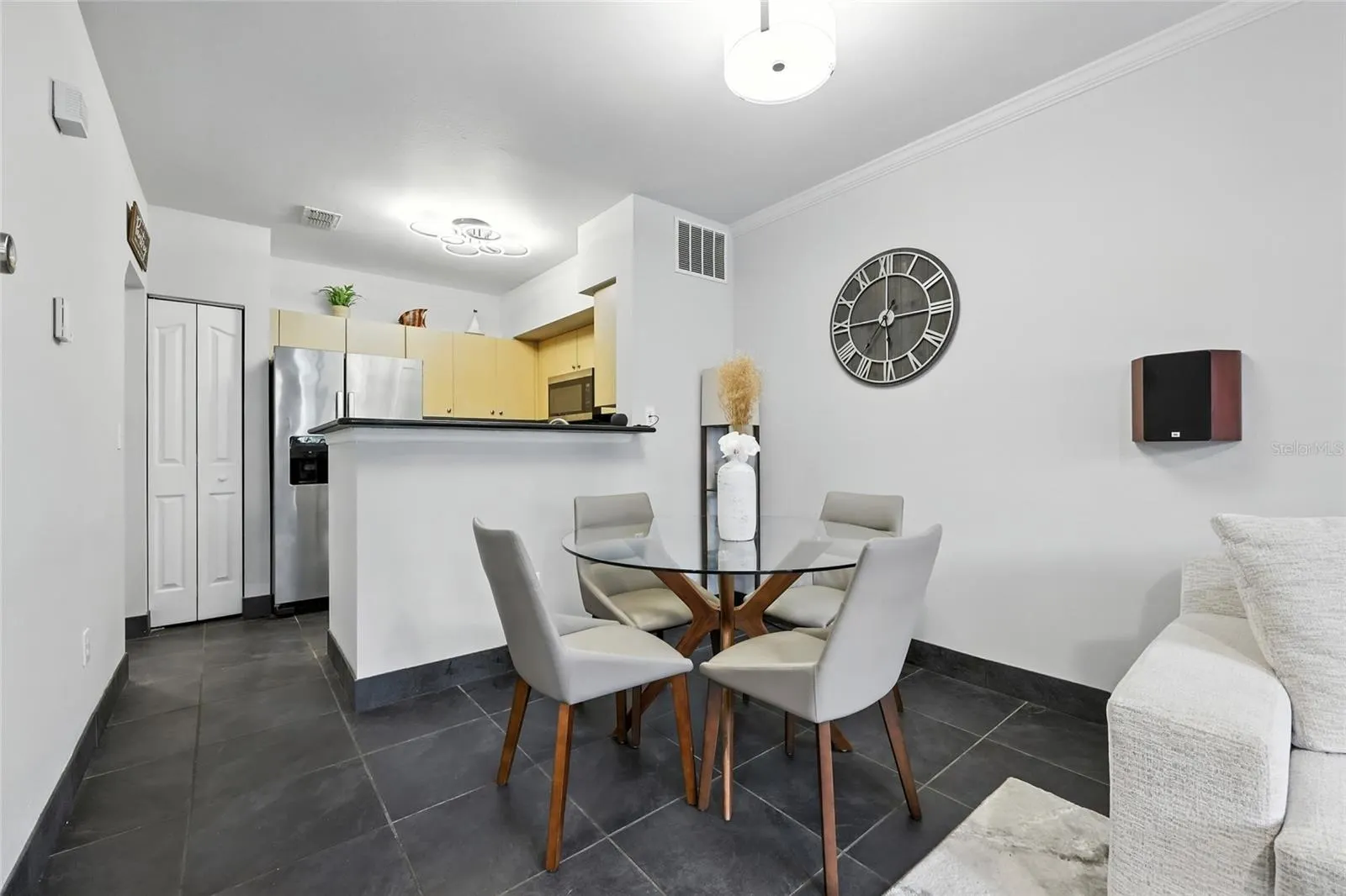 711 CENTERVALE DR #711, #711