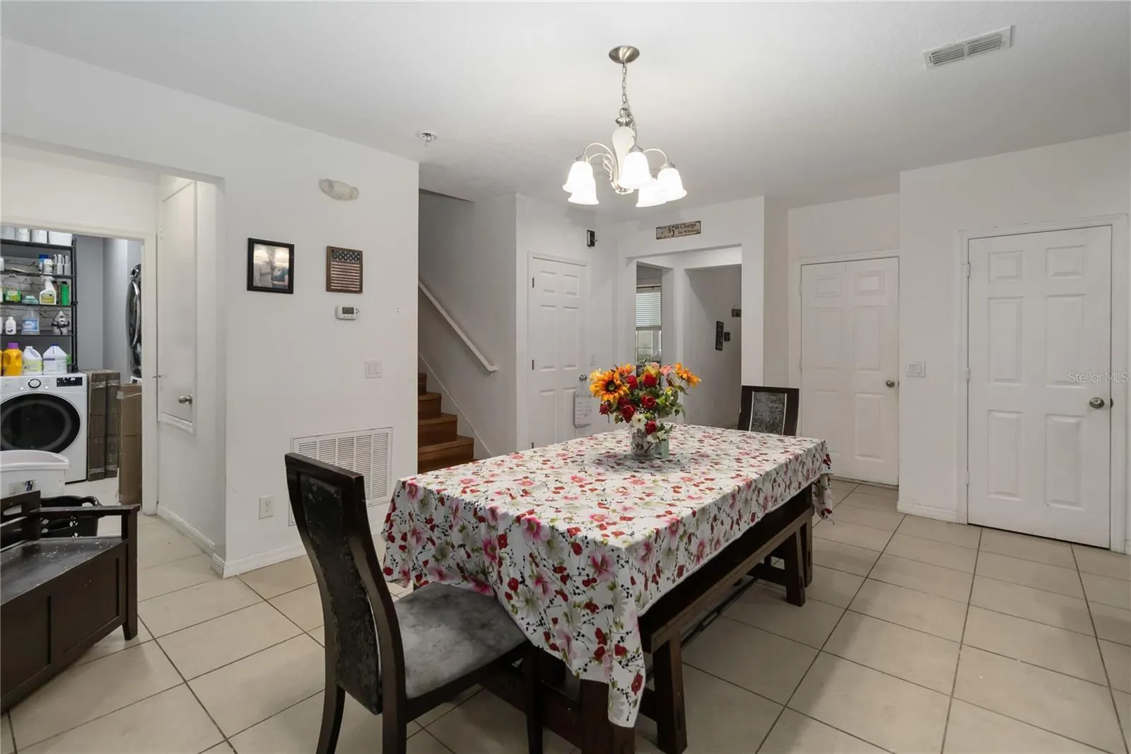 1358 YORKSHIRE CT