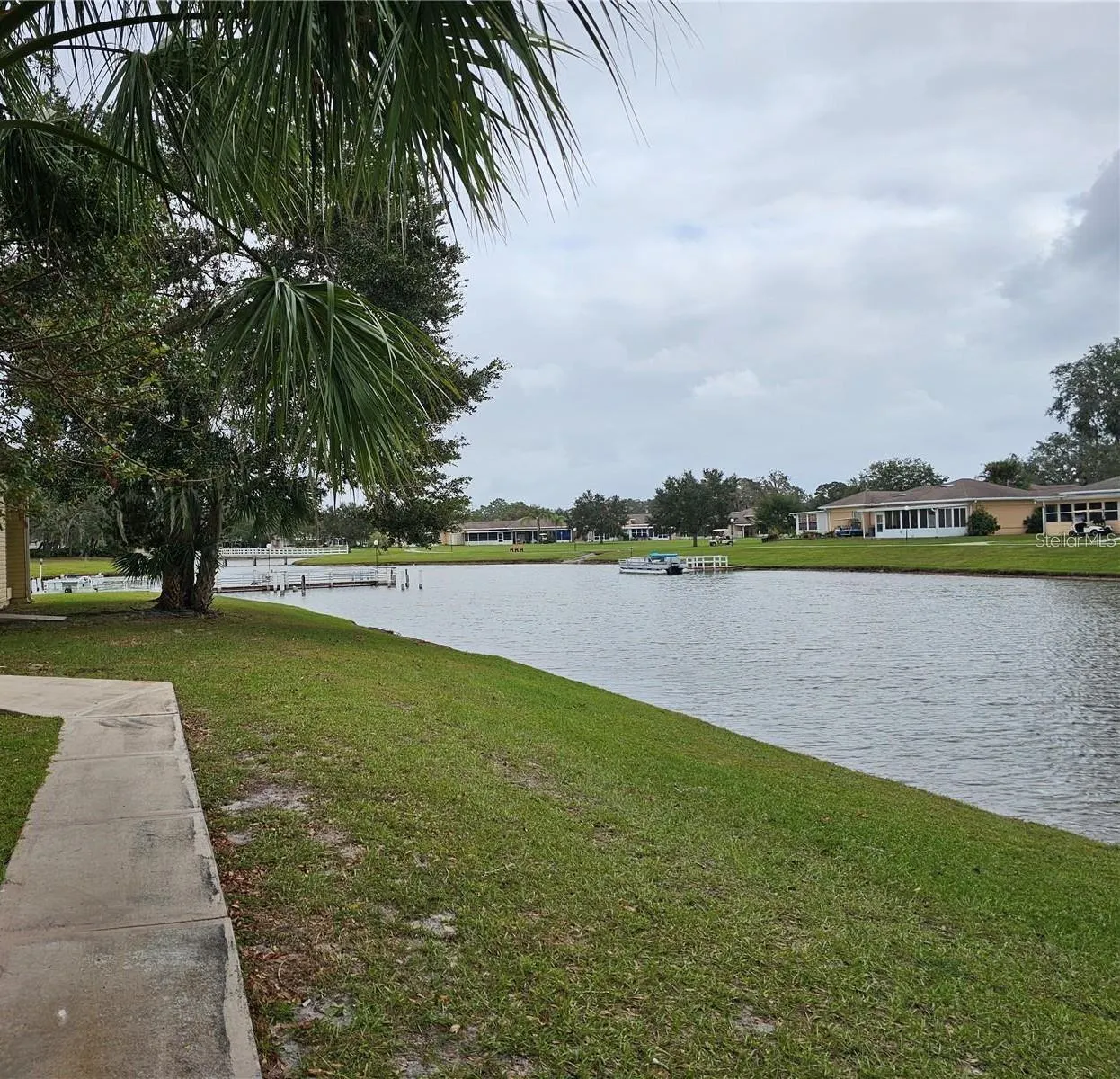 4719 CLUB CIR
