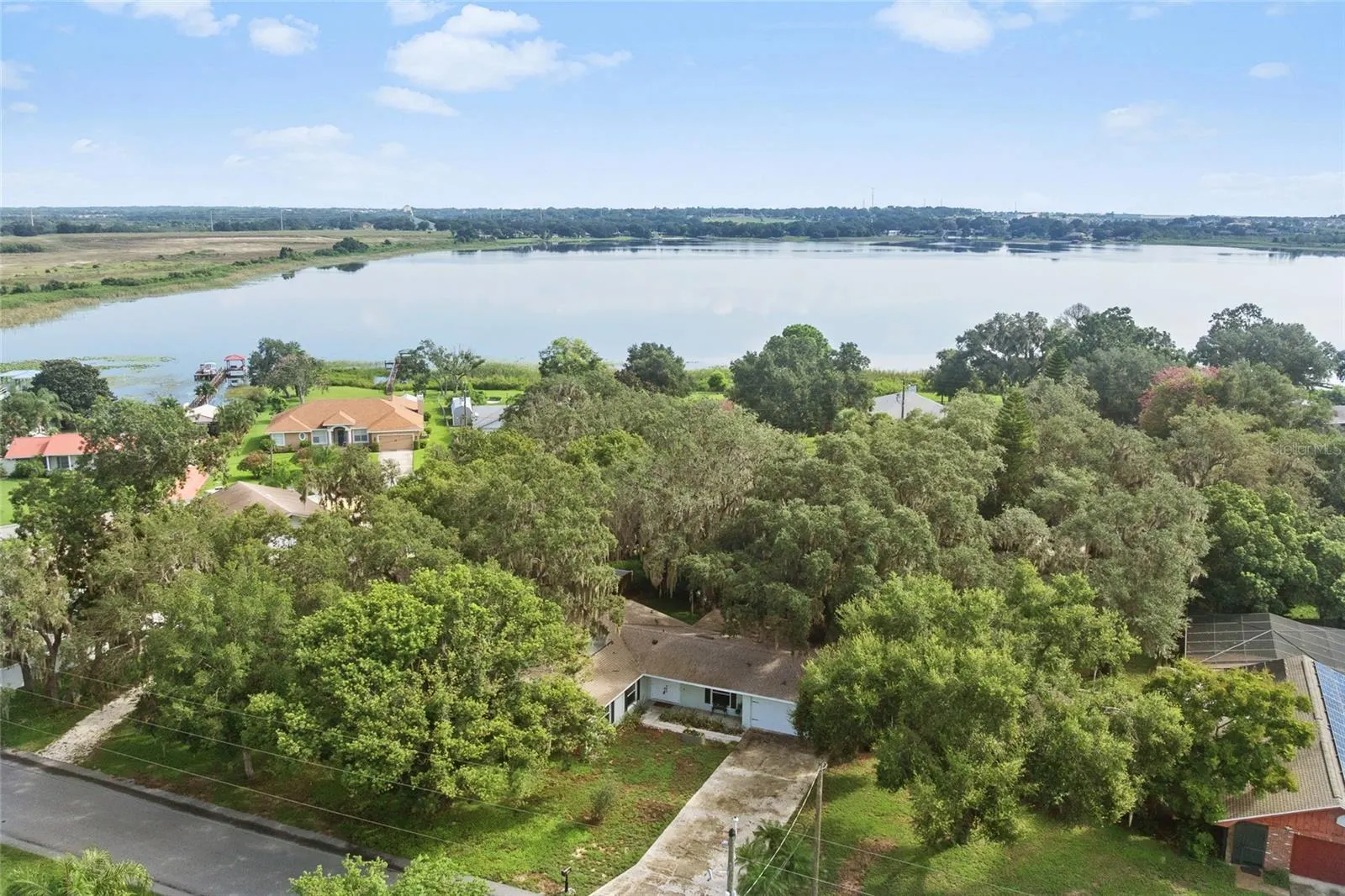 413 PARADISE ISLAND DR