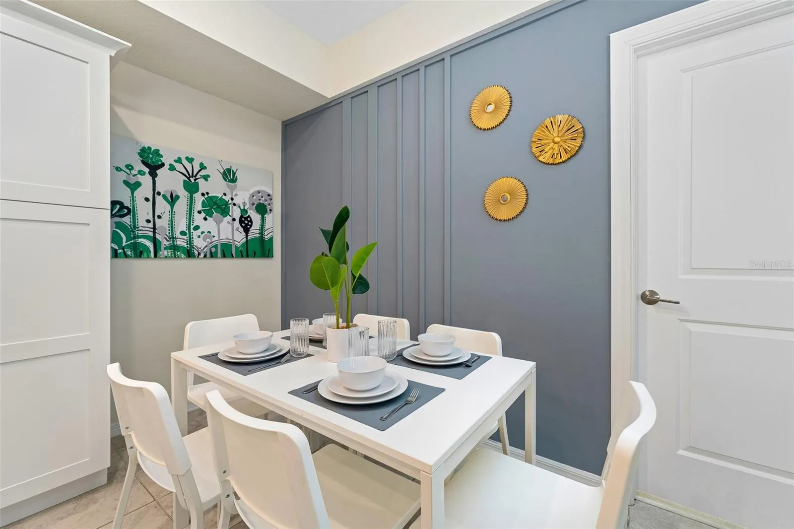 3111 PARADOX CIR #406, #406