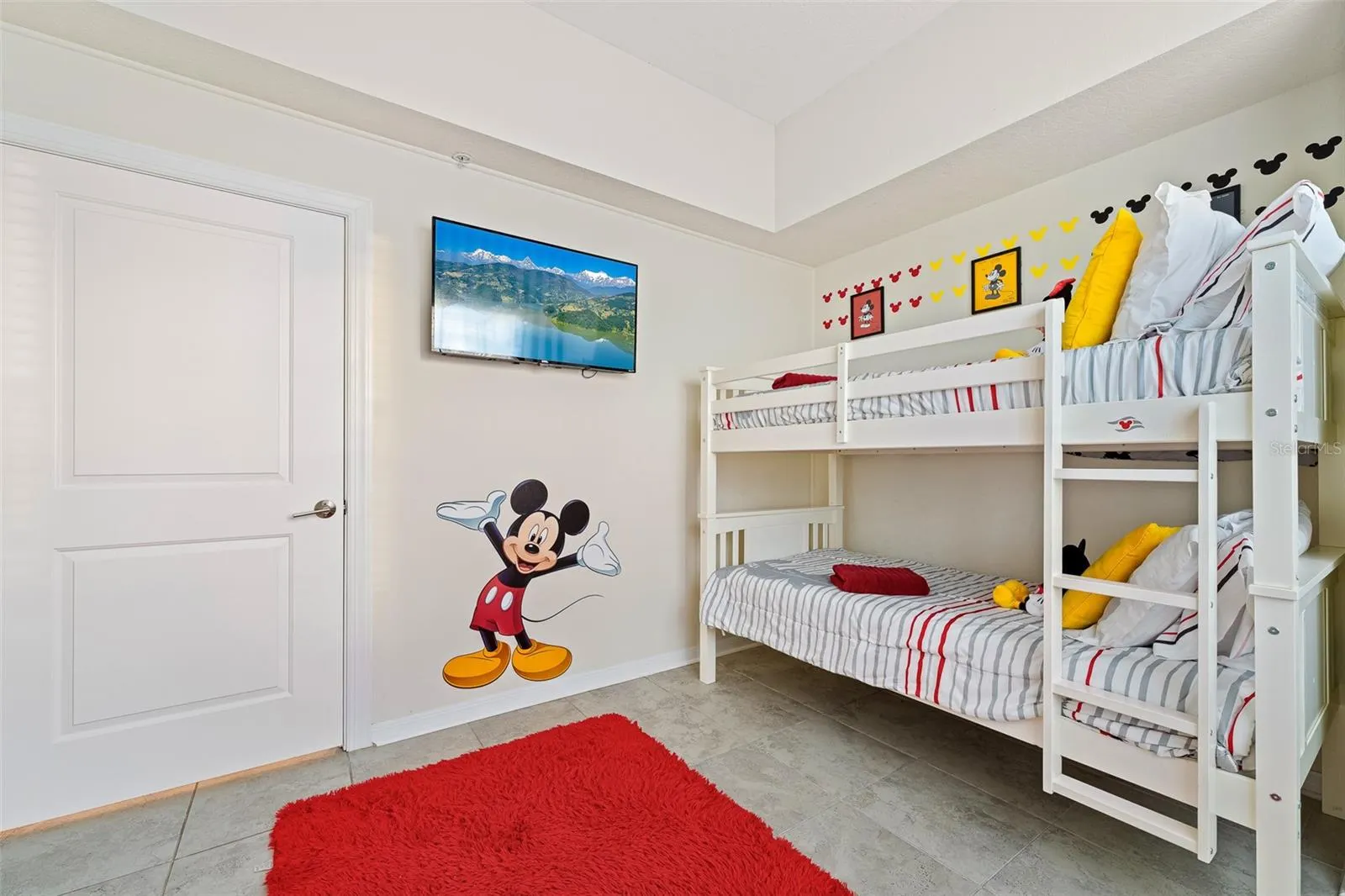 3111 PARADOX CIR #406, #406
