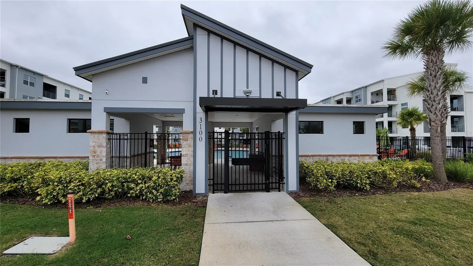 3111 PARADOX CIR #406, #406