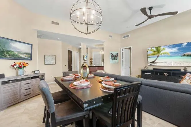 403 S SAPODILLA AVE #104, #104