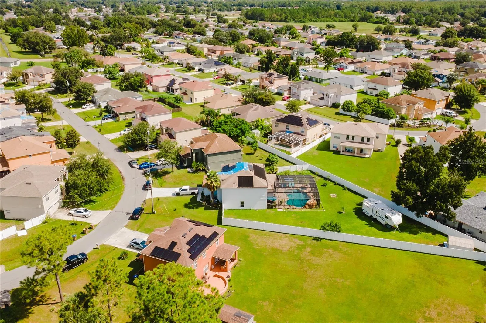 554 BRISTOL CIR