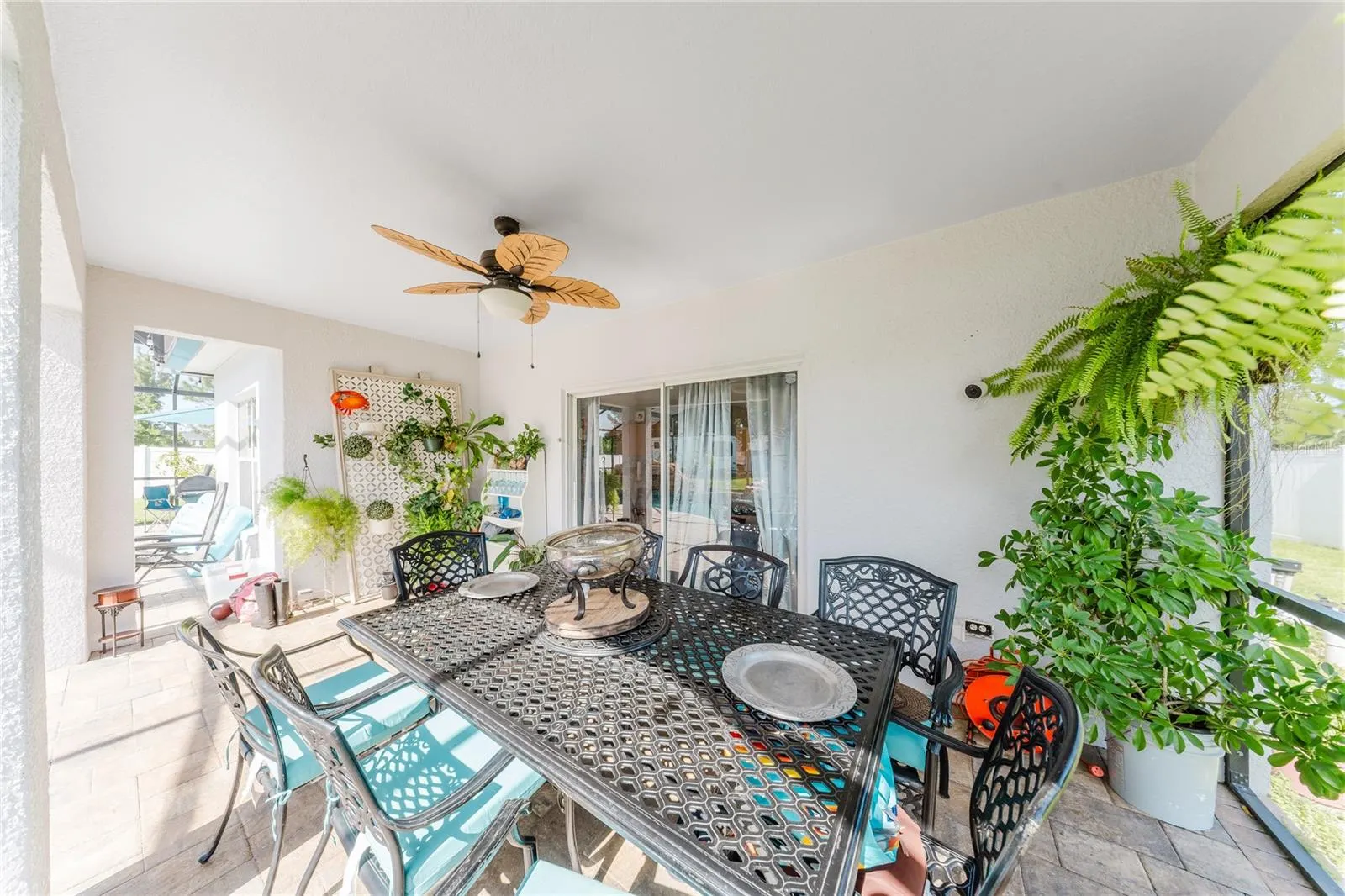 554 BRISTOL CIR