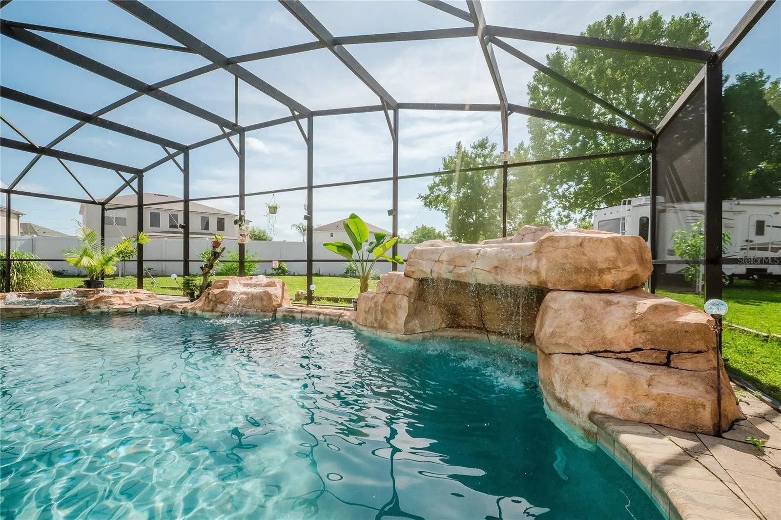 554 BRISTOL CIR