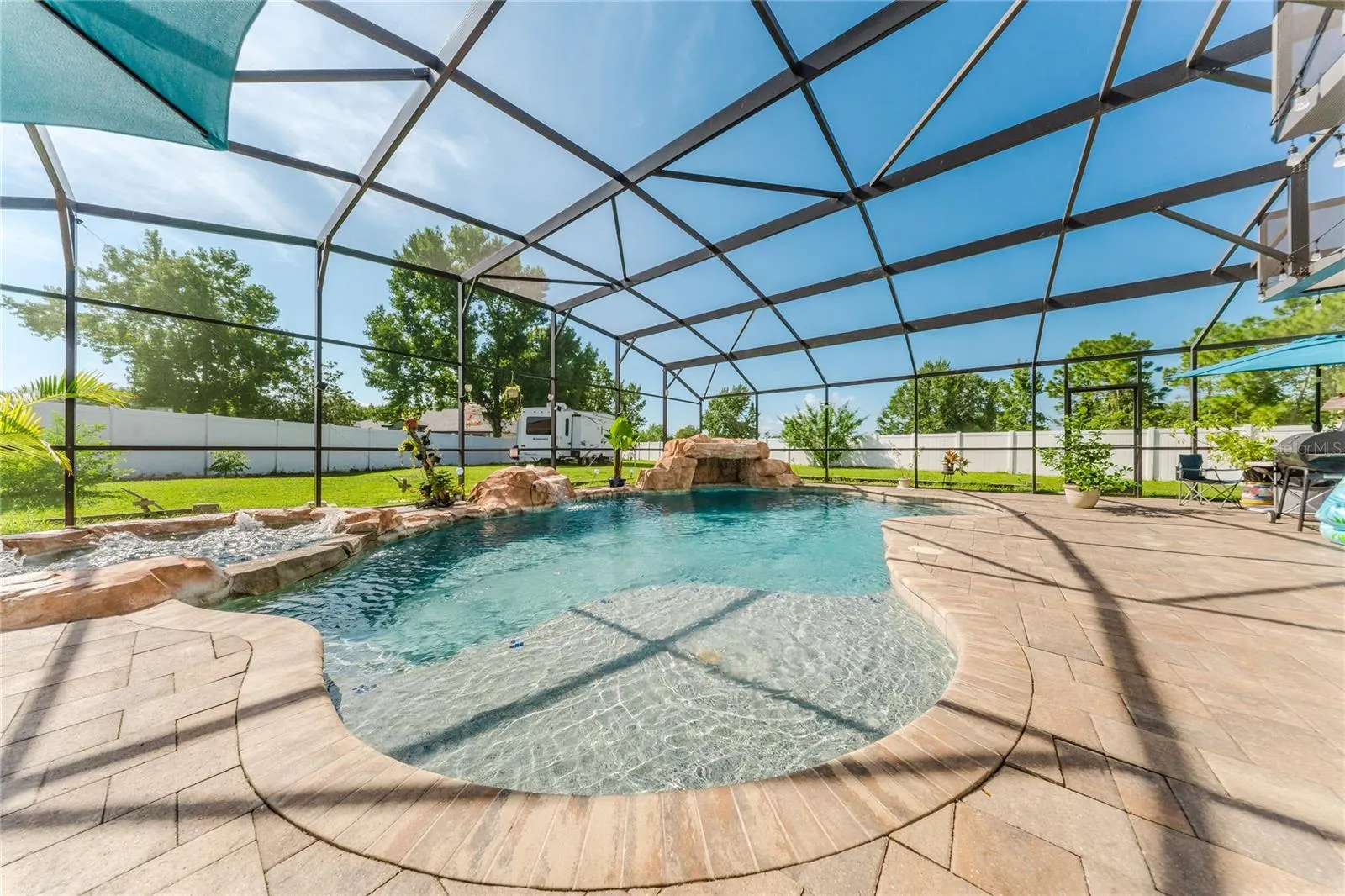 554 BRISTOL CIR