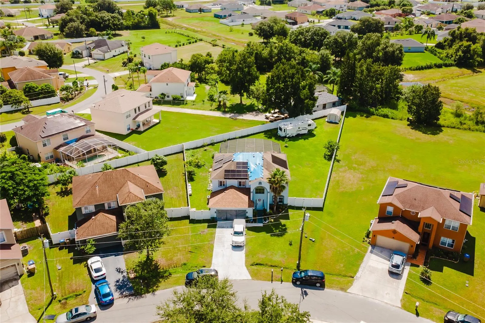 554 BRISTOL CIR