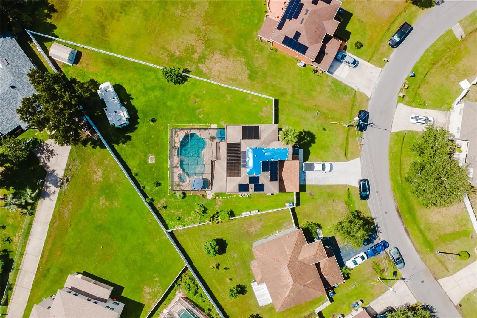 554 BRISTOL CIR