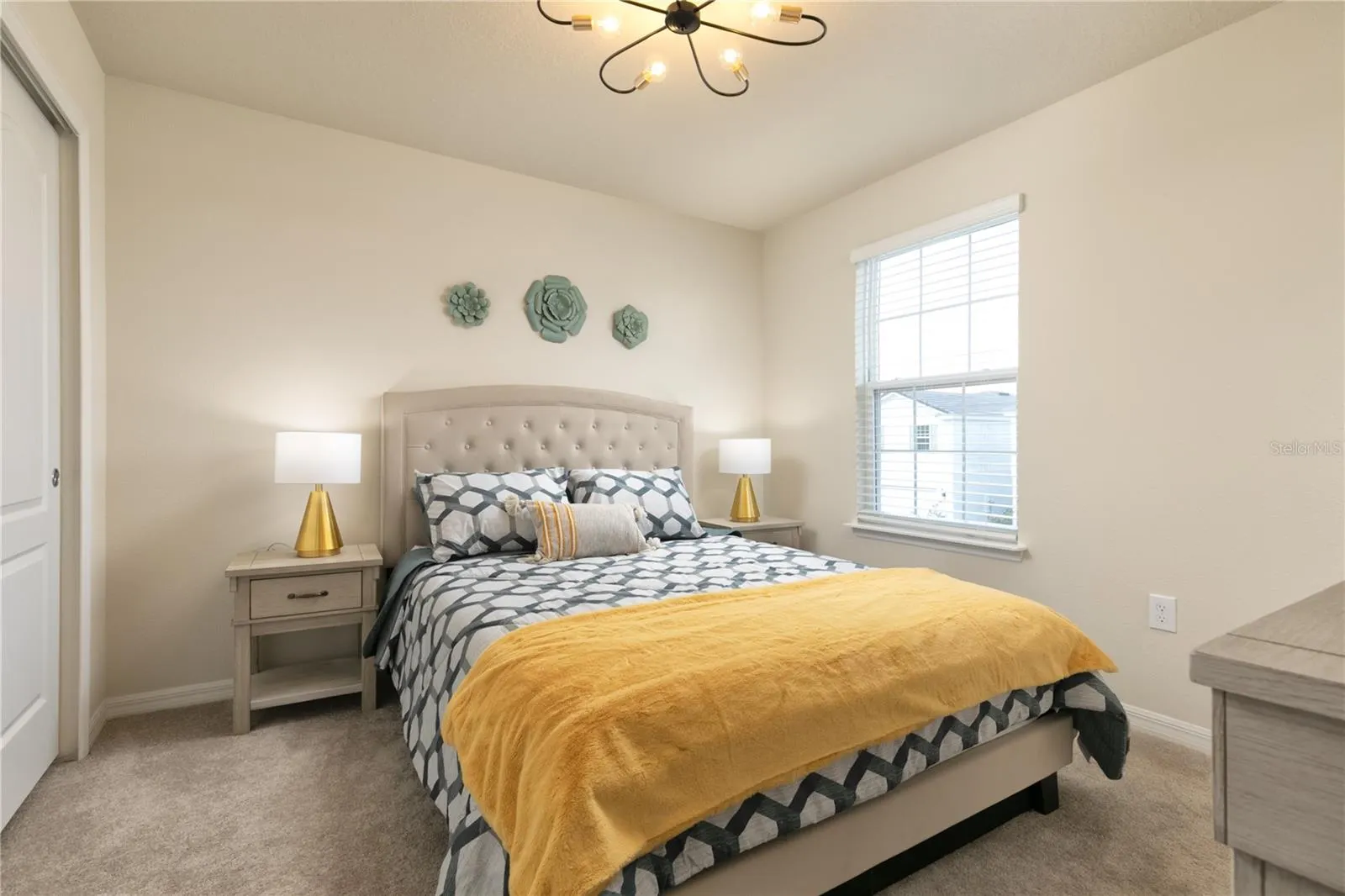 7227 OAKMOSS LOOP
