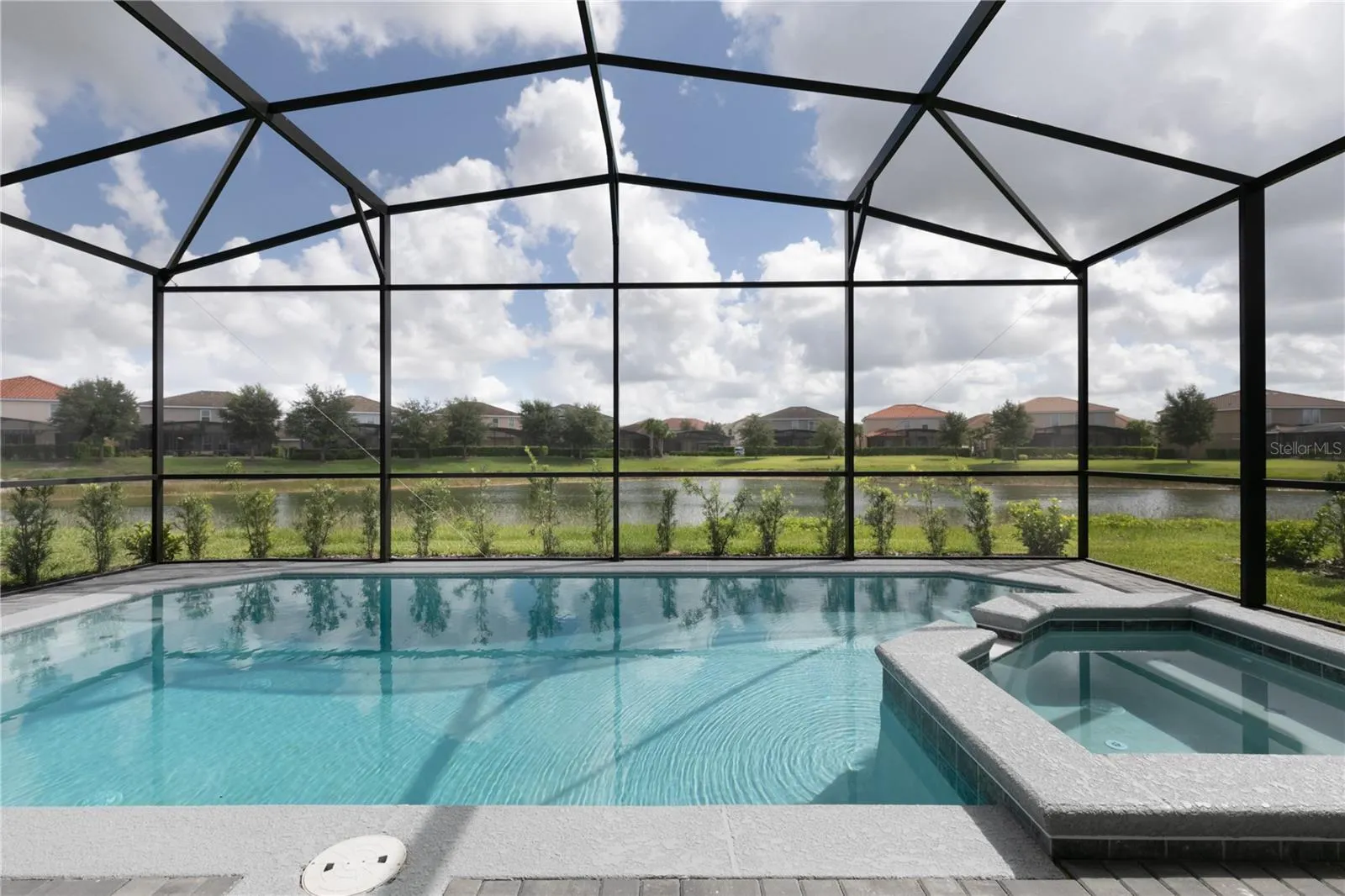 7227 OAKMOSS LOOP