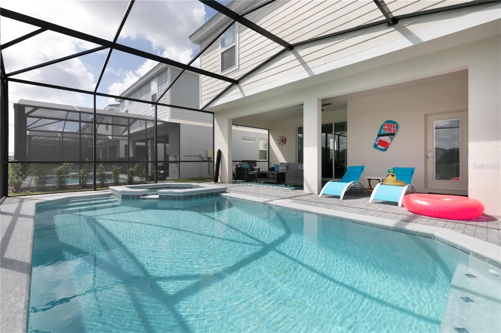 7227 OAKMOSS LOOP