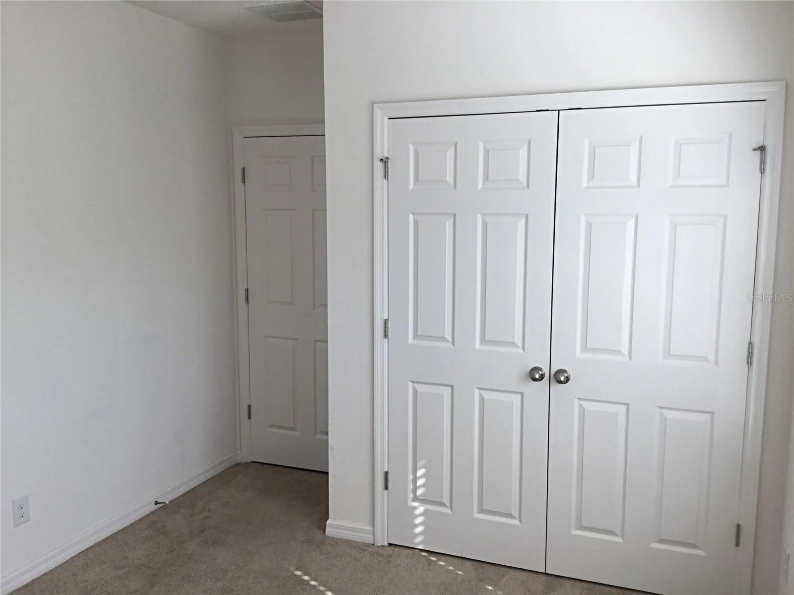 662 VITORIA RD
