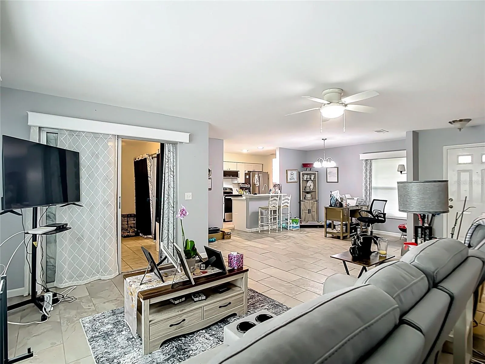 215 PERSIMMON ST #52, #52