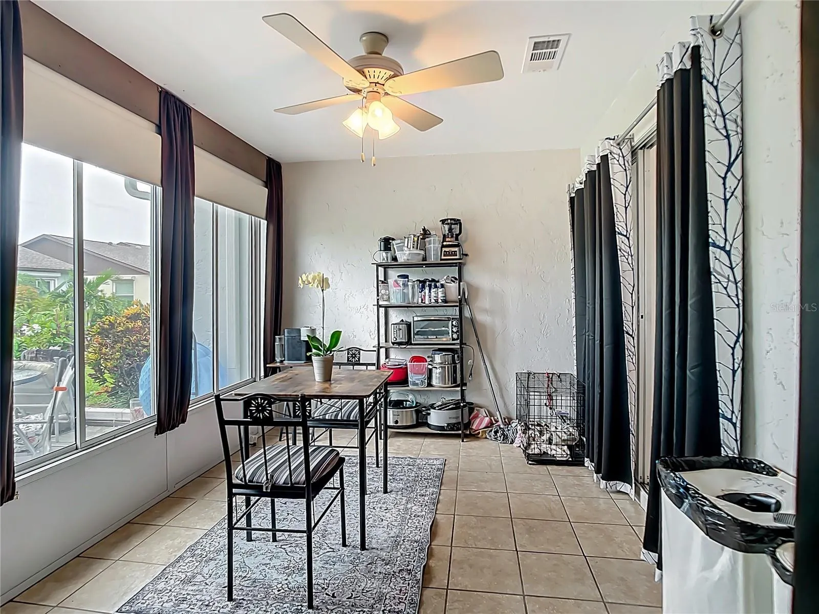 215 PERSIMMON ST #52, #52