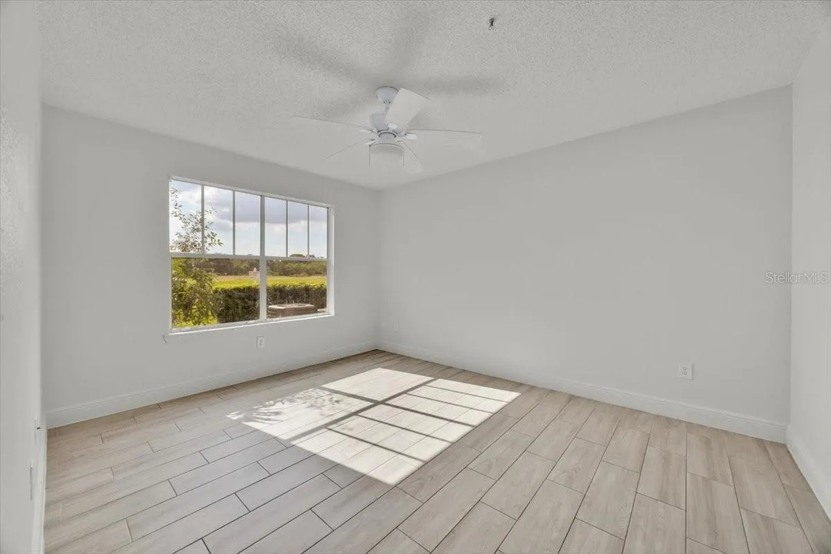 2212 GRAND CAYMAN CT #1617, #1617