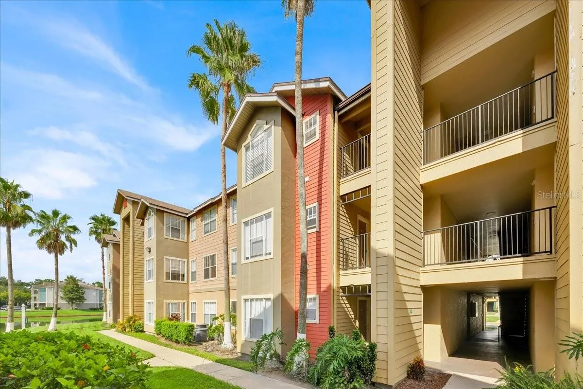 2212 GRAND CAYMAN CT #1617, #1617