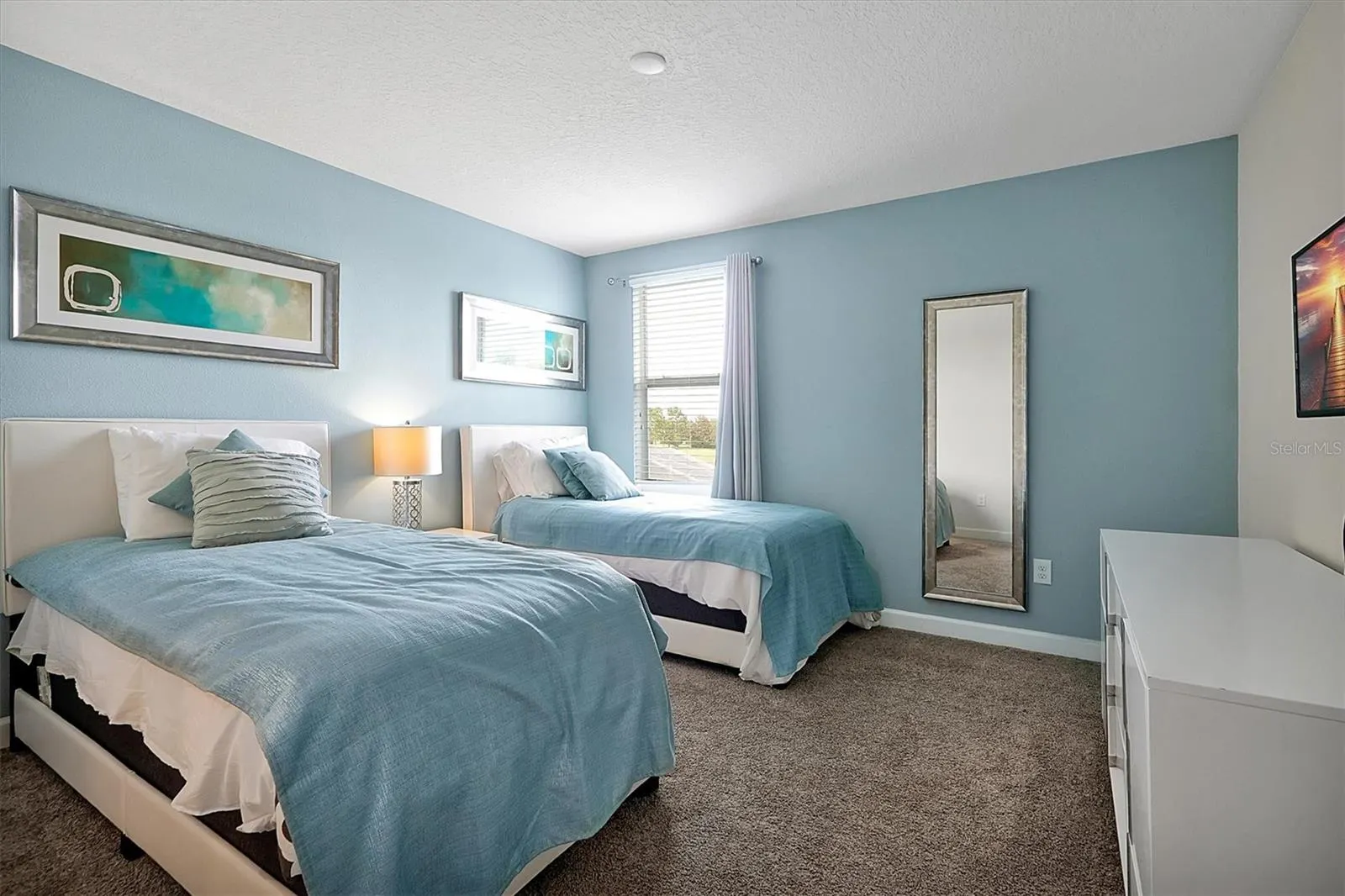 1521 FLANGE DR