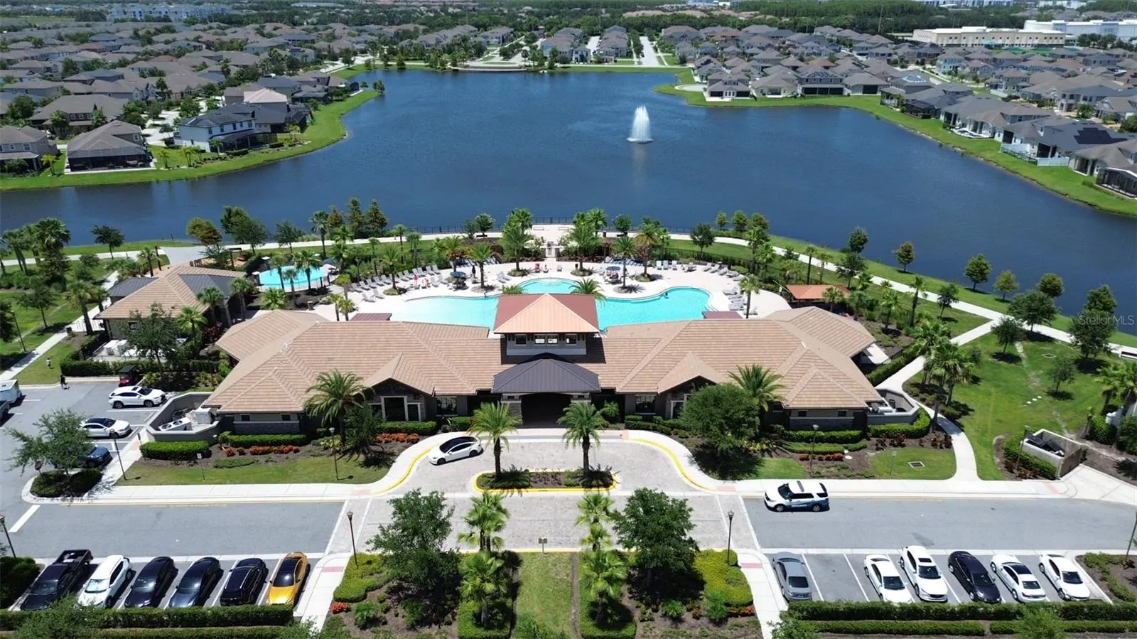2410 RIVERBANK CV