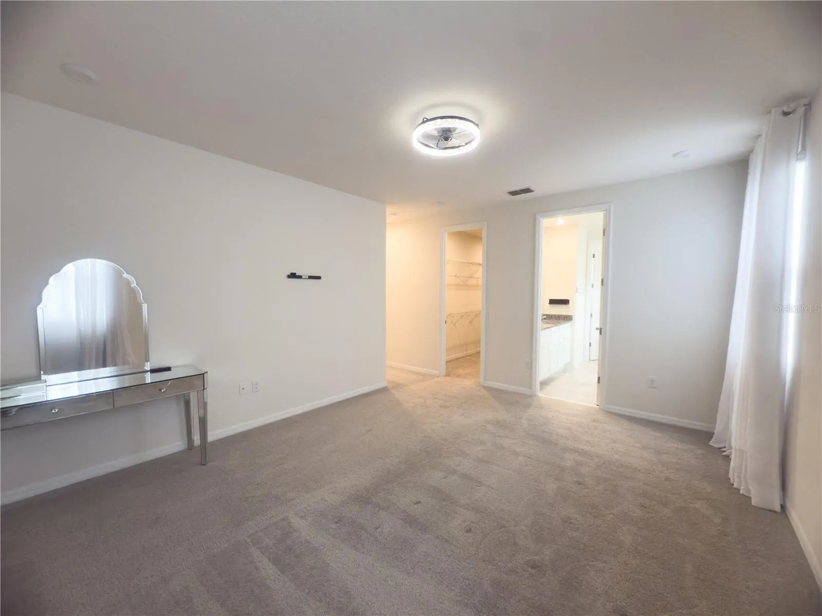 2410 RIVERBANK CV