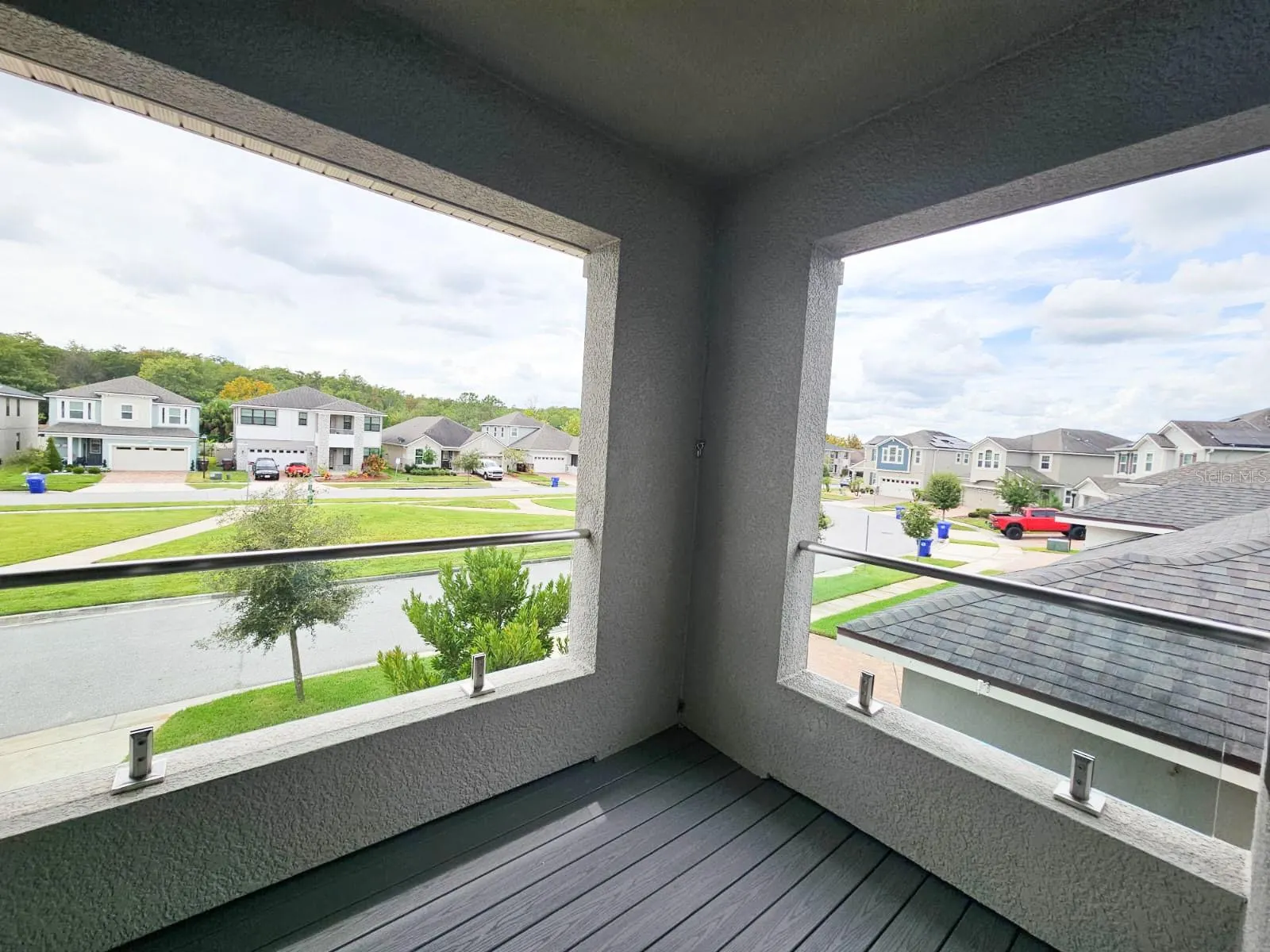 2410 RIVERBANK CV