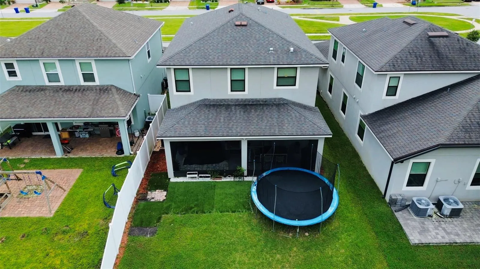 2410 RIVERBANK CV