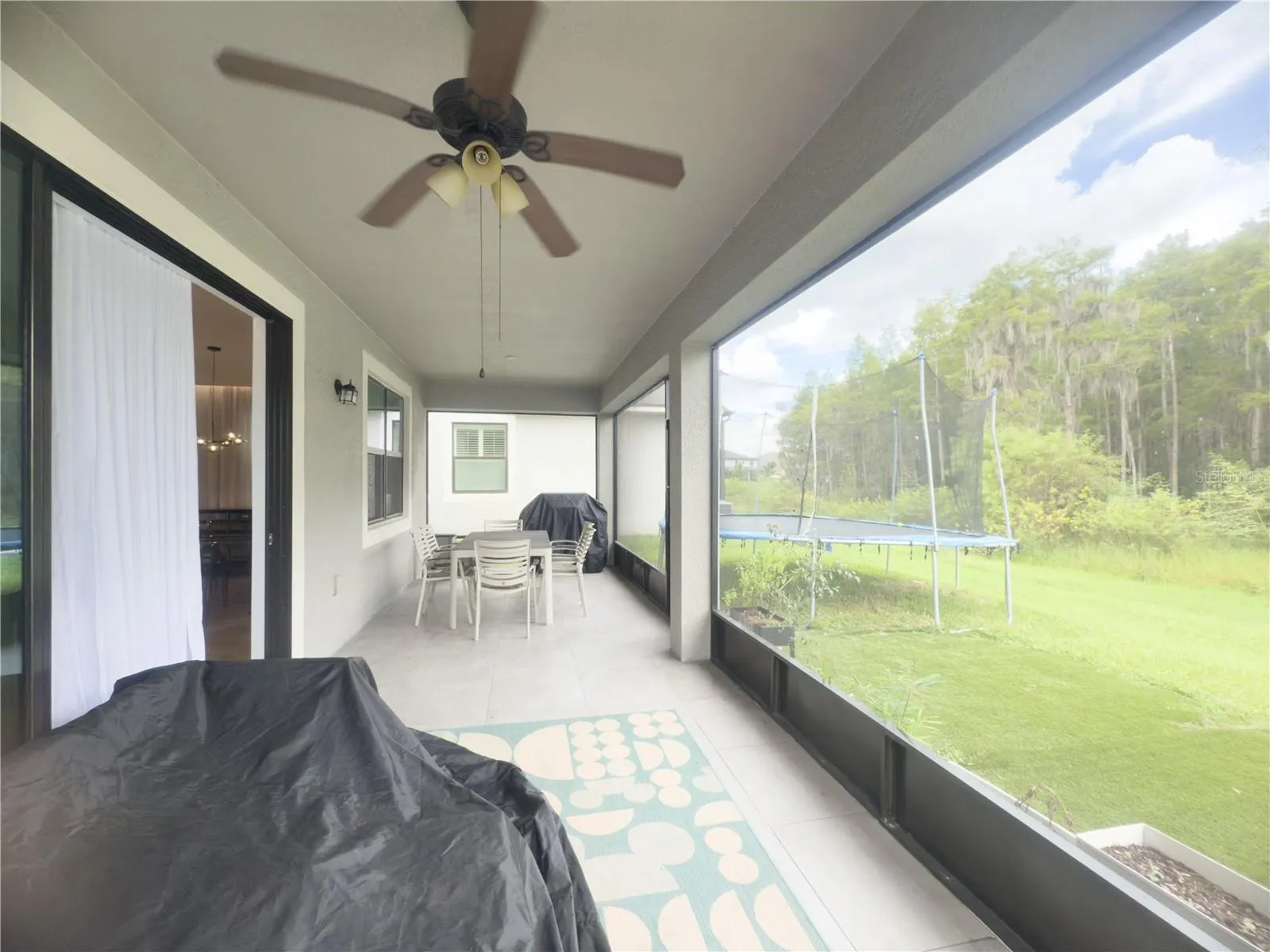 2410 RIVERBANK CV