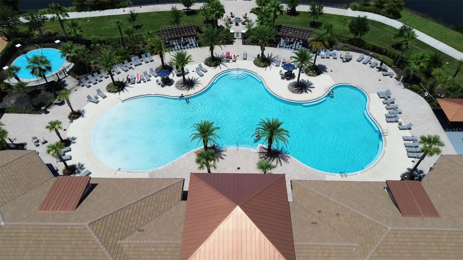 2410 RIVERBANK CV