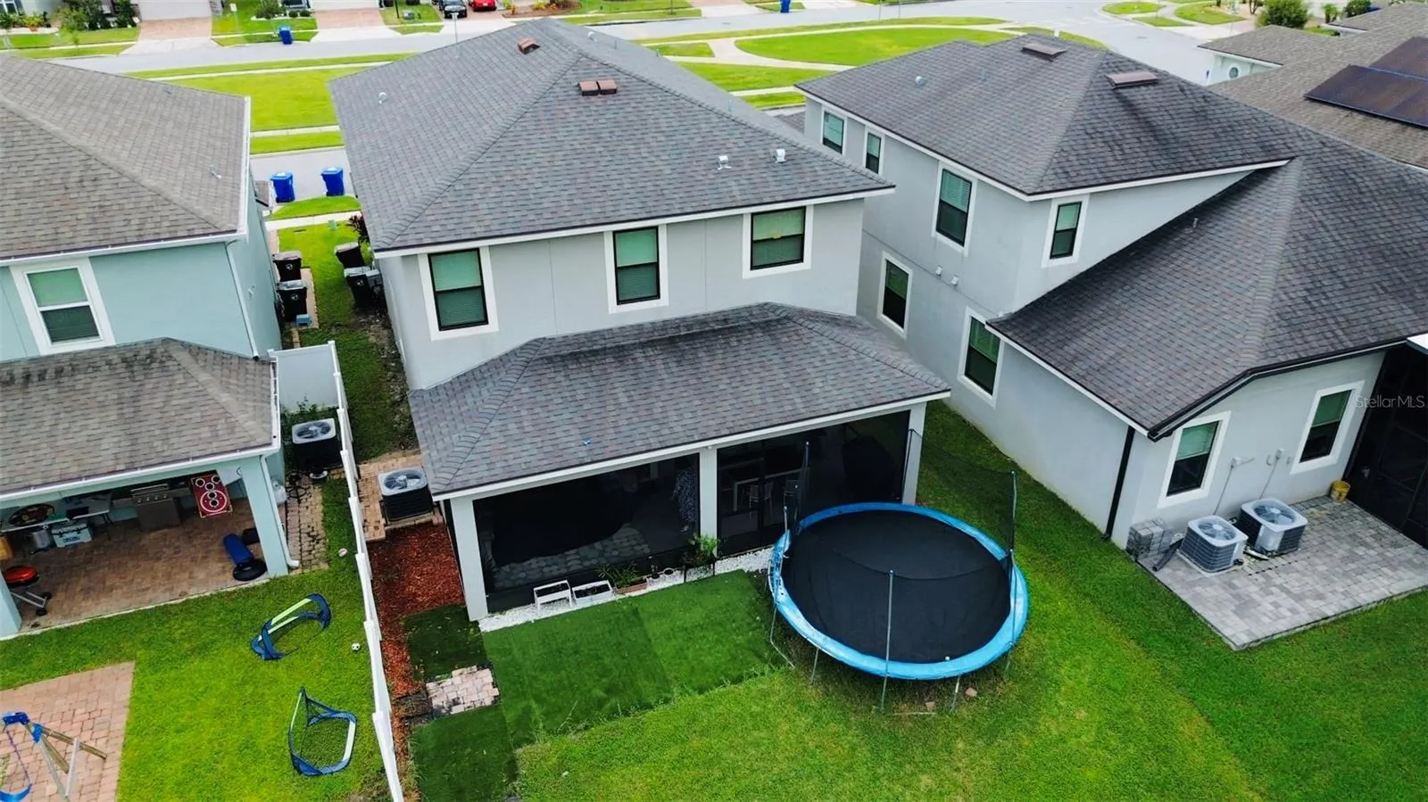 2410 RIVERBANK CV
