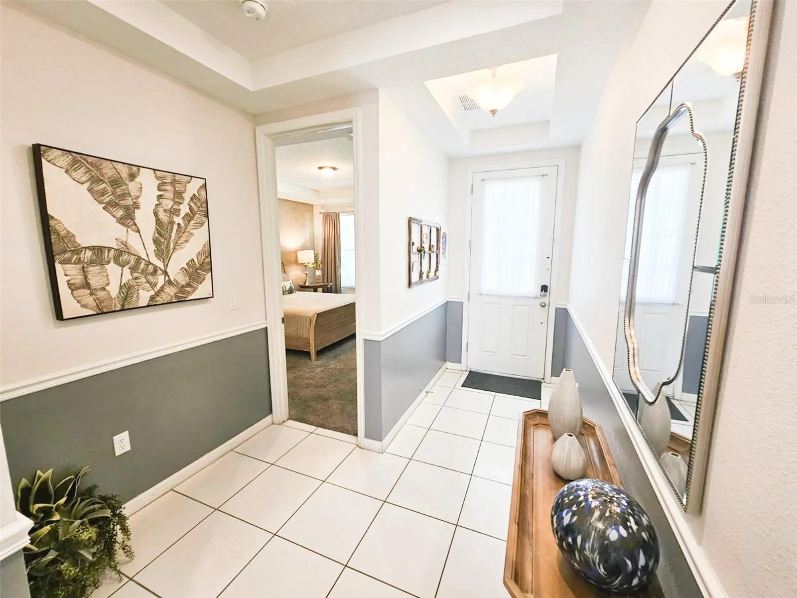 1811 SAWYER PALM PL