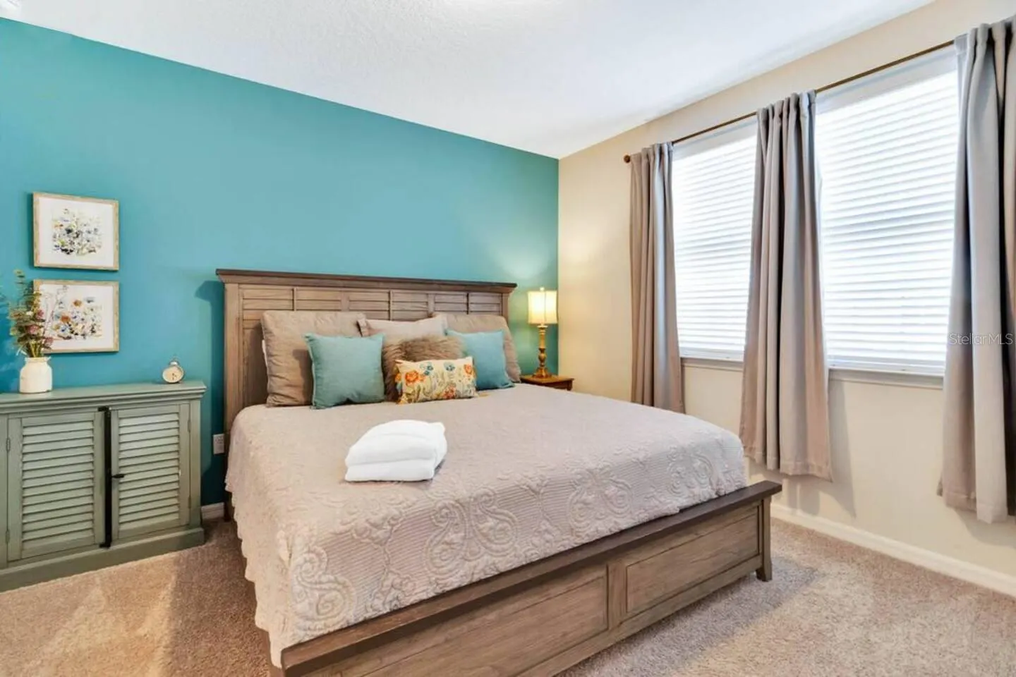 1811 SAWYER PALM PL