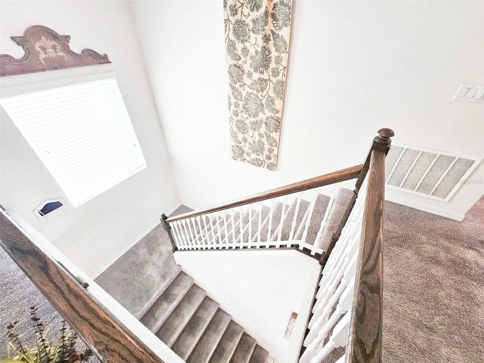1811 SAWYER PALM PL